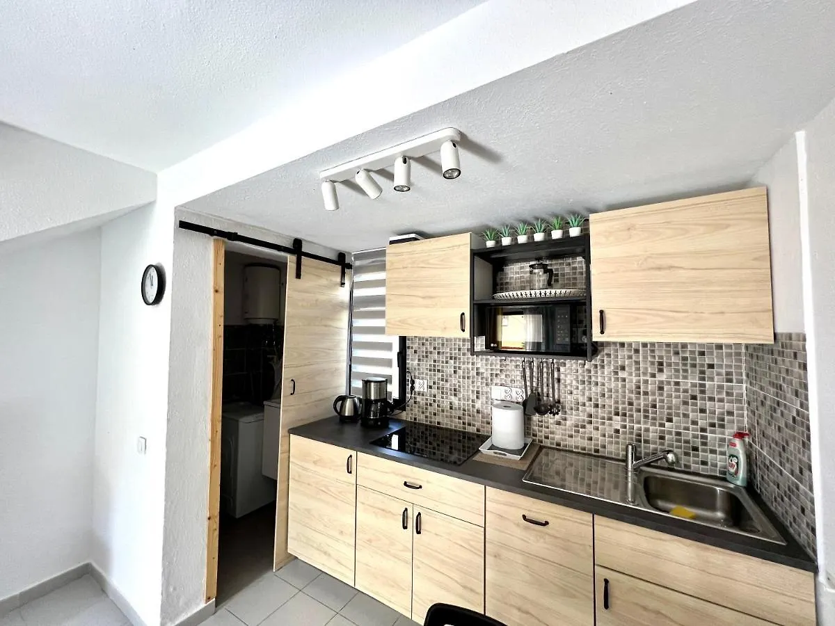 Paola Comfort Apartment Κόστα Κάλμα
